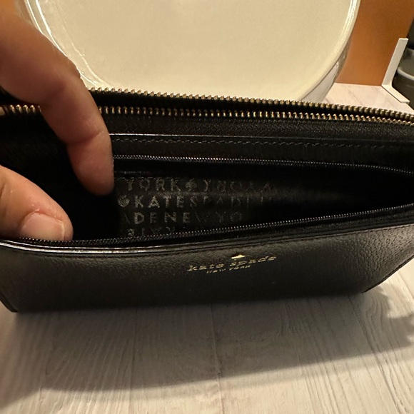 Kate Spade black wristlet wallet - Picture 5 of 5